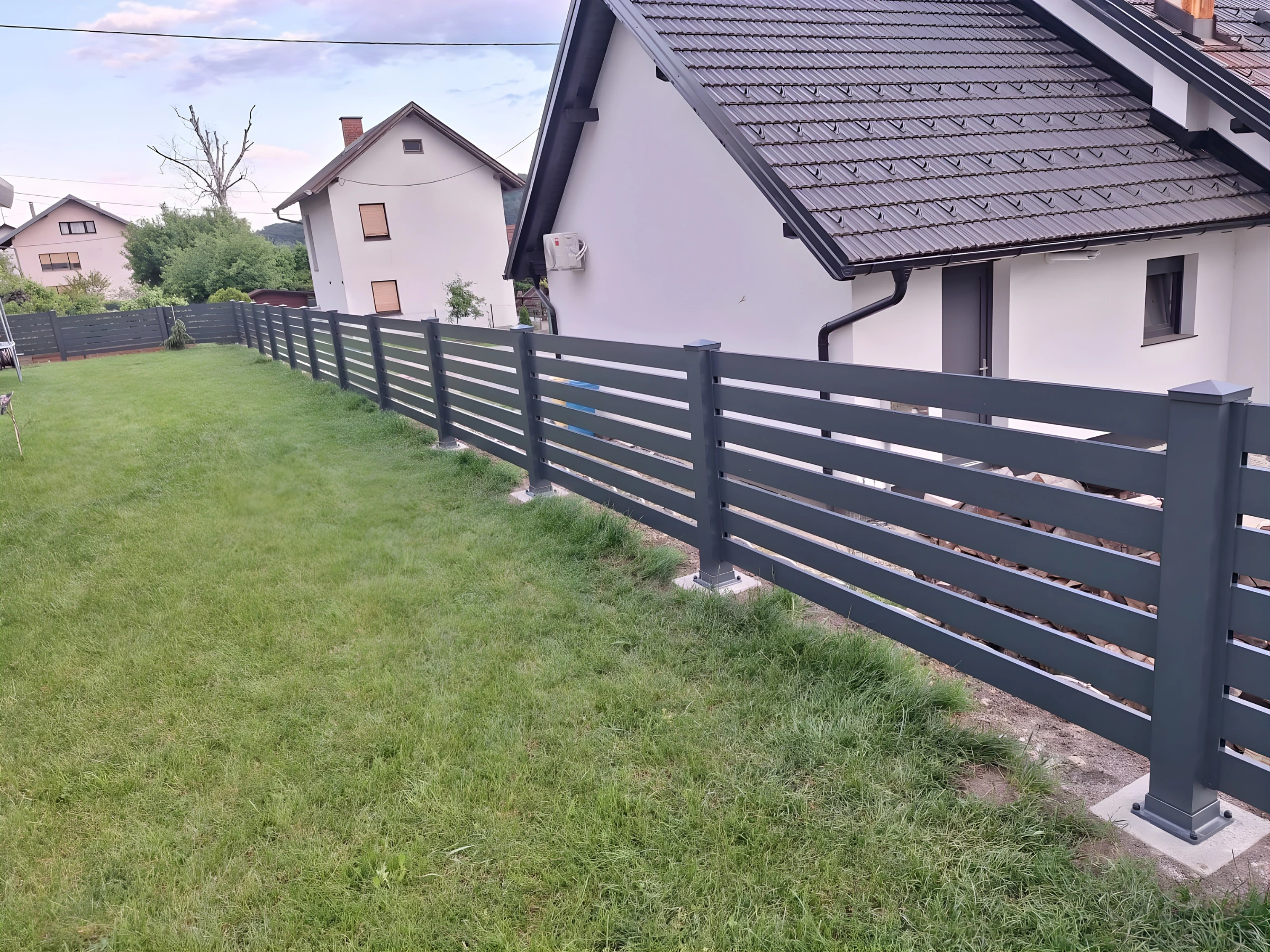 Metalna i aluminijska galanterija po mjeri - ograde i dvorišna vrata