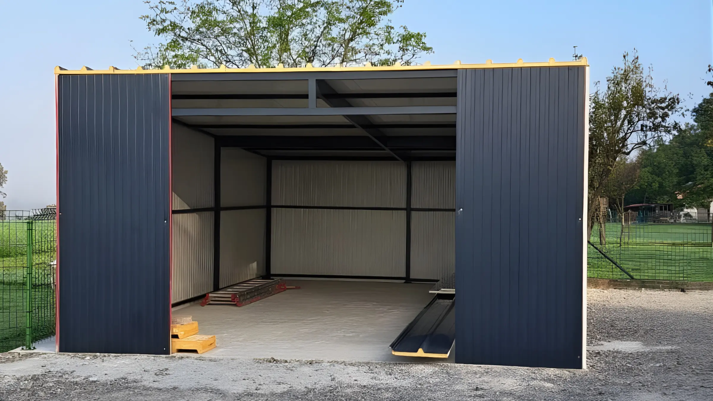 Metalna garaža po mjeri - realizirani projekt