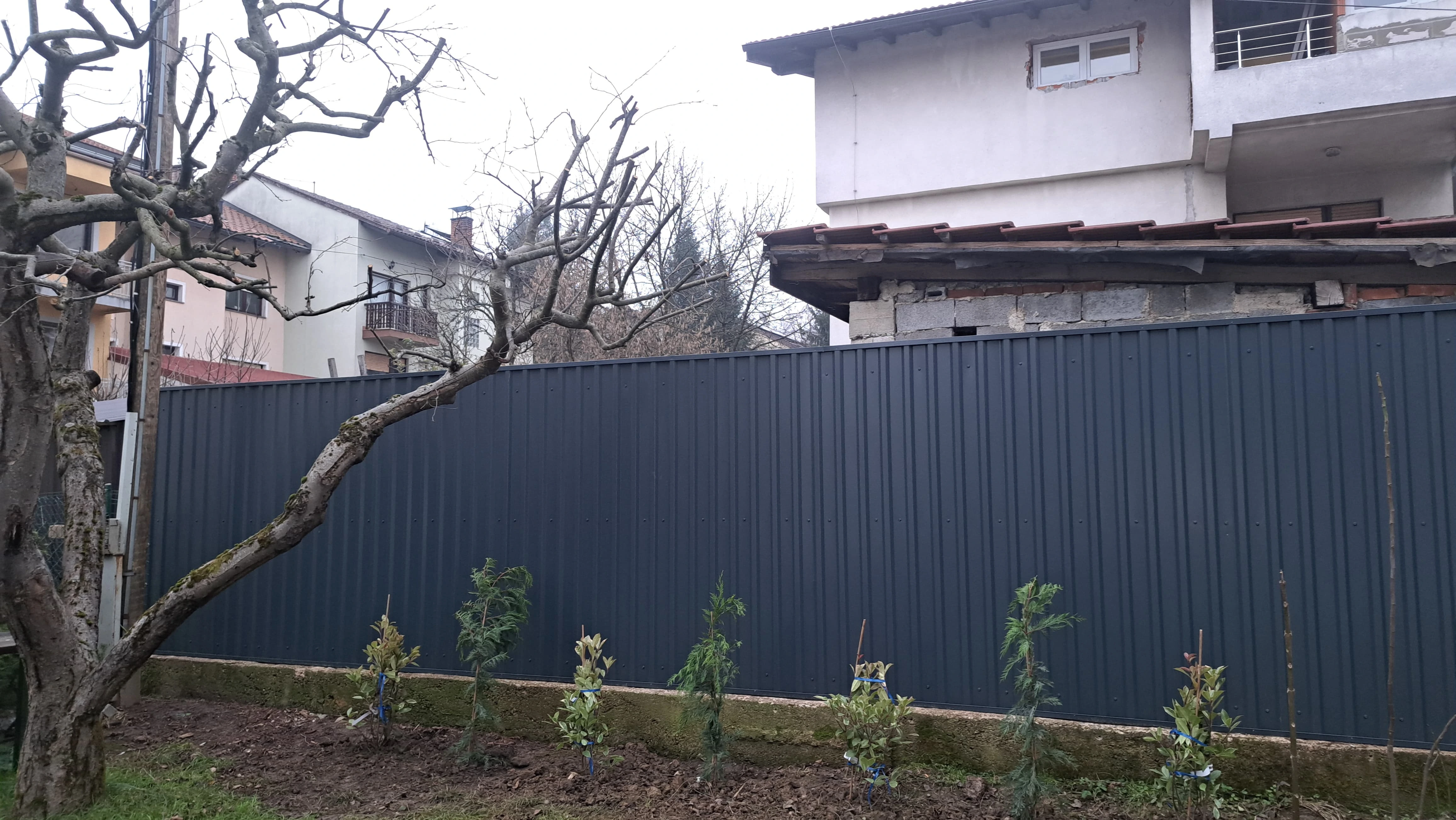 Dvorišna ograda po mjeri - realizirani projekt